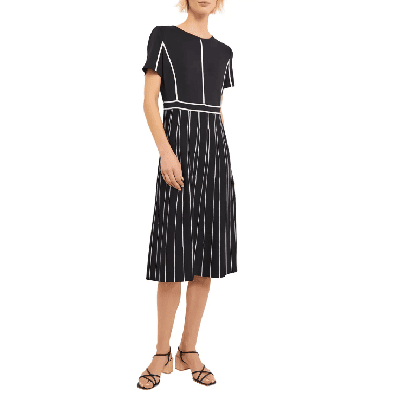  Tuesday’s Workwear Report: Contrast-Stripe Sweater Dress